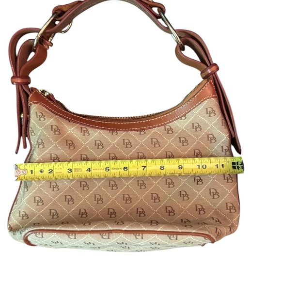 Vintage Dooney & Bourke Monogram BOHO Shoulder Bag Brown Leather Trim - Picture 11 of 11